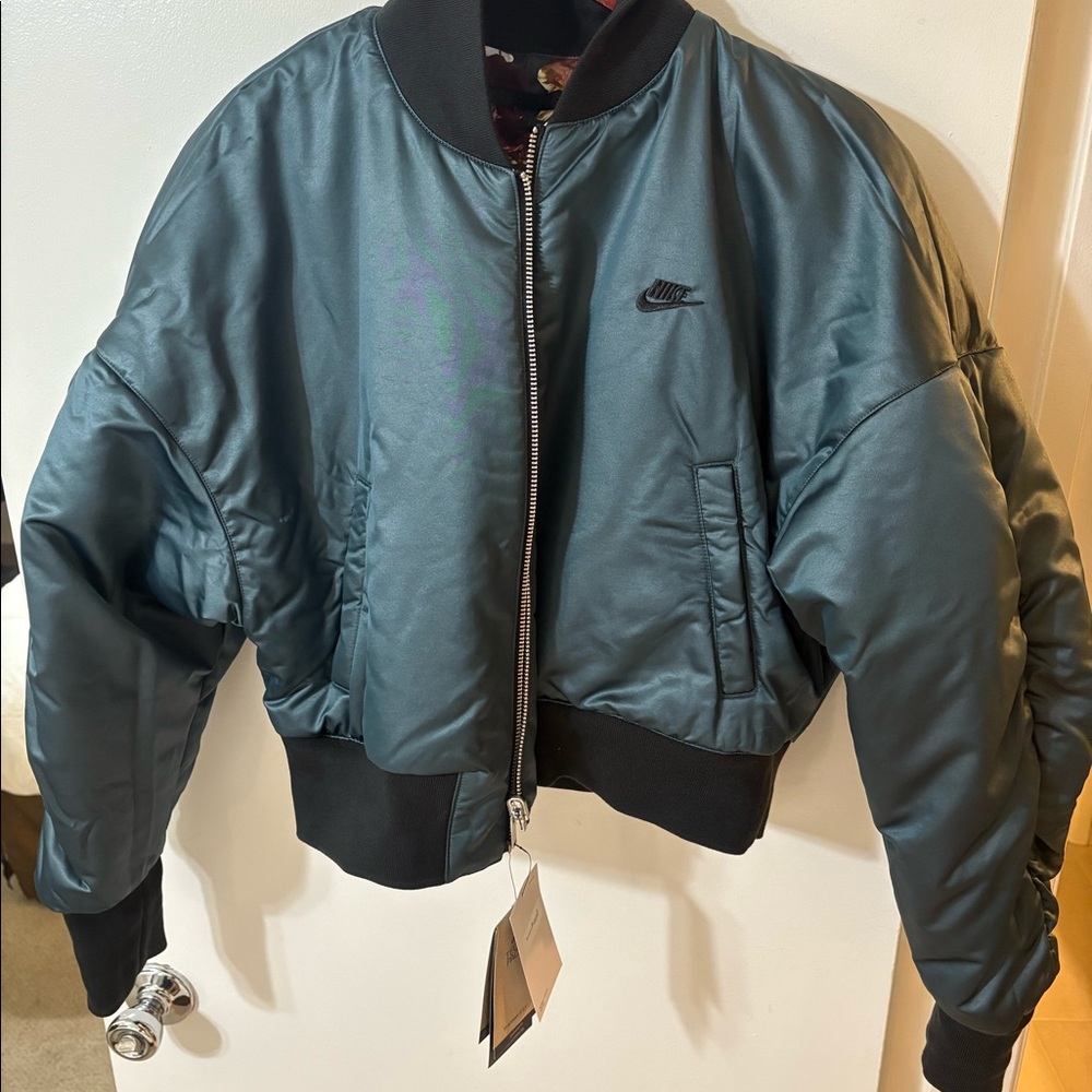 Nike BOMBER REVERSABLE Oversized fit THERMA-FIT Jacket